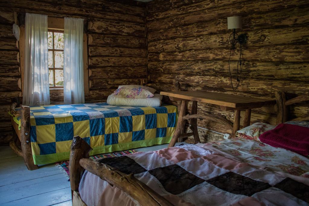 Villa Kuusetuka Tourism Farm à Pahkla Extérieur photo