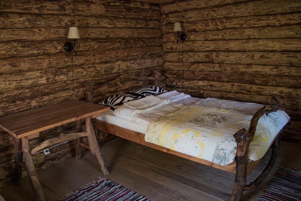 Villa Kuusetuka Tourism Farm à Pahkla Extérieur photo