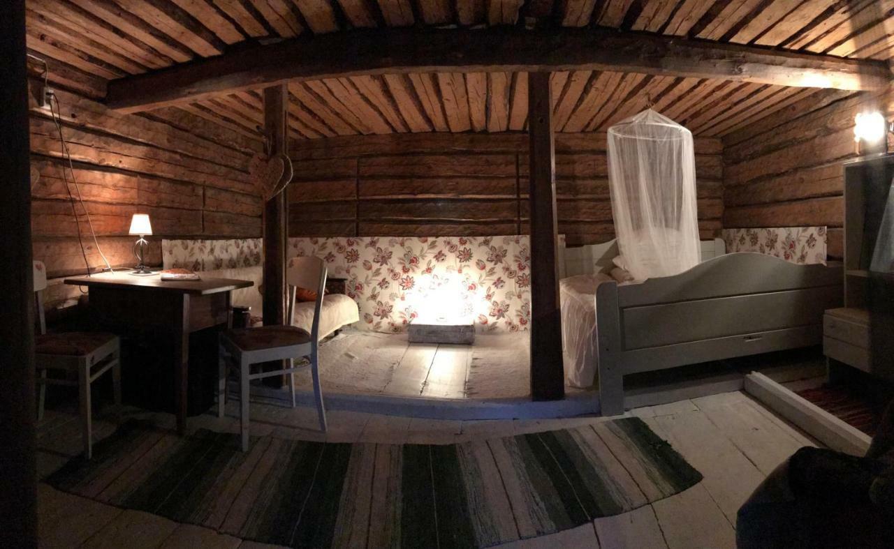 Villa Kuusetuka Tourism Farm à Pahkla Extérieur photo